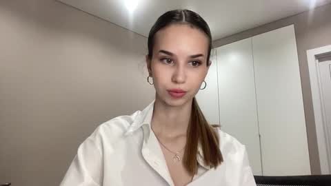 tryme_muse online show from January 2026 05:04:02 PM