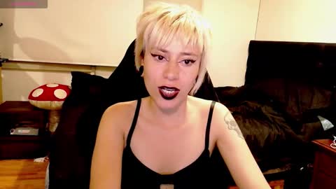 Snapshot of tryp666 chatting on September 2025 03:51:01 AM Cait online show from September 2025 03:51:01 AM