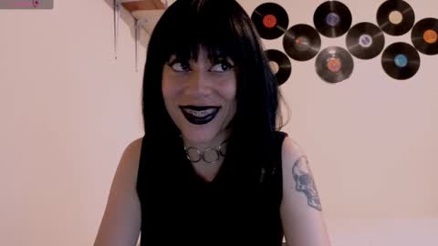 Snapshot of tryp666 chatting on October 2025 01:58:01 AM Cait online show from October 2025 01:58:01 AM