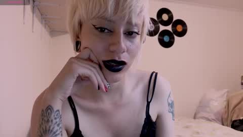 Snapshot of tryp666 chatting on October 2025 04:26:01 AM Cait online show from October 2025 04:26:01 AM