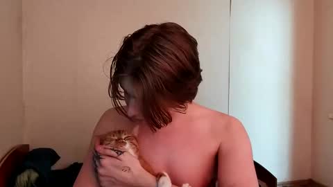 Snapshot of trypophob1a chatting on February 2025 07:23:01 AM Emilum online show from February 2025 07:23:01 AM