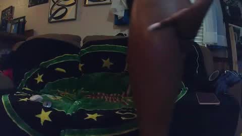 ts_britt online show from November 2025 07:36:02 PM