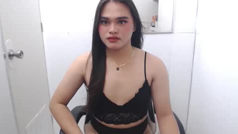 ts_lovelicious online show from October 2025 03:40:02 AM