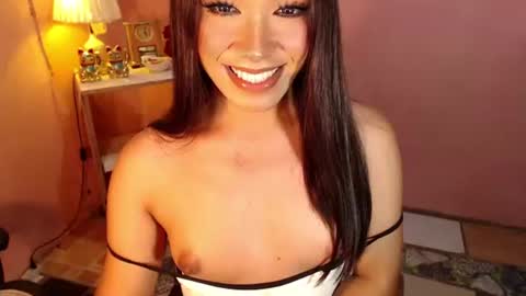 The Girl Named Romantika  online show from March 2025 01:26:02 PM