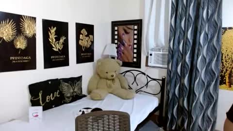 brianna online show from December 2025 08:10:02 AM