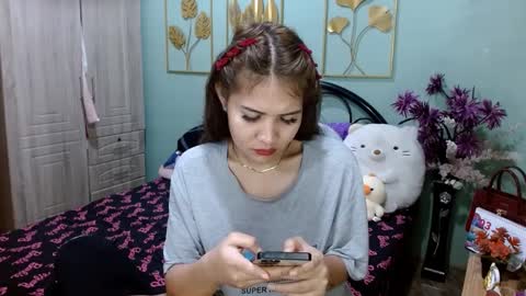 SHENA  online show from March 2025 07:49:02 PM