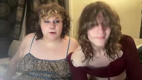 Gigi online show from May 2026 04:52:02 AM