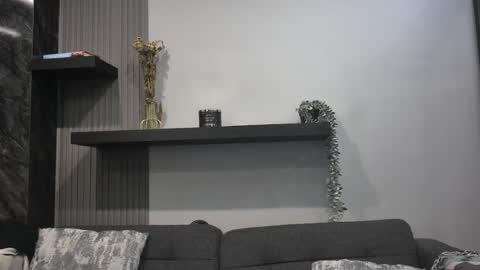 Lexi Longg online show from July 2026 01:48:01 PM