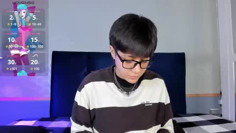 Maru online show from November 2025 08:52:02 PM