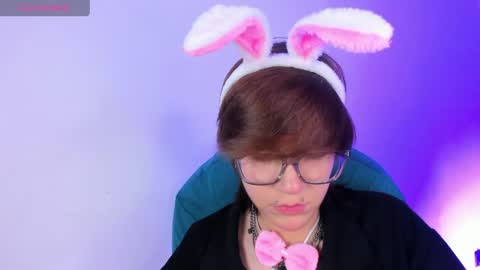 Snapshot of tsuki_maru chatting on April 2026 09:39:33 PM Maru online show from April 2026 09:39:33 PM