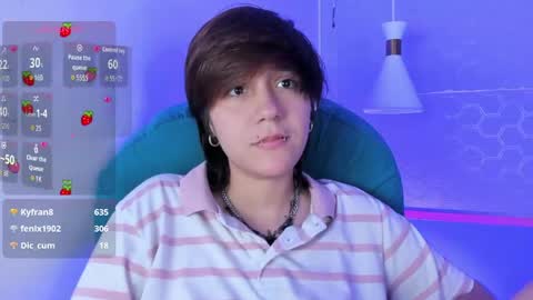 Snapshot of tsuki_maru chatting on April 2026 02:27:02 AM Maru online show from April 2026 02:27:02 AM