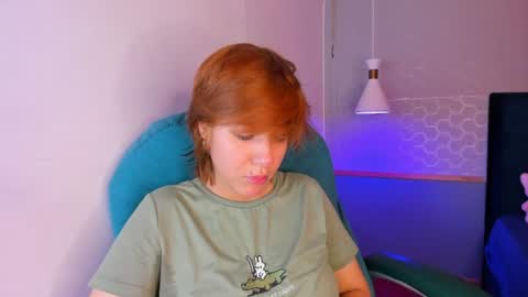 Snapshot of tsuki_maru chatting on June 2026 08:18:02 PM Maru online show from June 2026 08:18:02 PM