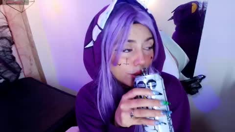 Snapshot of tsuki_nekoo chatting on November 2025 03:05:01 AM Tsukineko online show from November 2025 03:05:01 AM