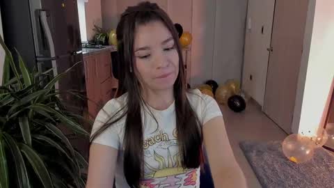 Snapshot of tsukys_spell chatting on December 2024 02:25:02 AM Tsuky online show from December 2024 02:25:02 AM