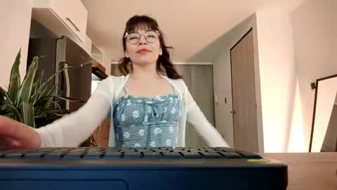 Snapshot of tsukys_spell chatting on January 2025 02:35:02 AM Tsuky online show from January 2025 02:35:02 AM