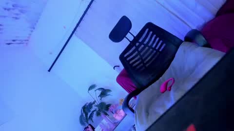 Snapshot of tsuncutjelay chatting on April 2026 12:29:02 PM JOIN TO MY FANCLUB I WILL GIVE SOME VIDEOS AND PIC online show from April 2026 12:29:02 PM