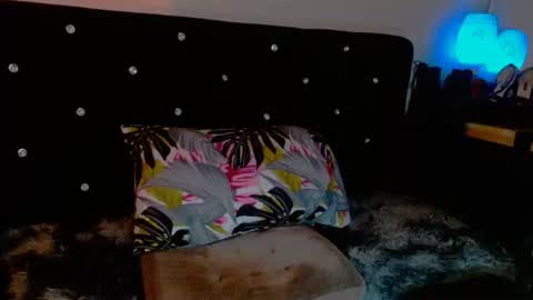 Tsyummydickx online show from October 2025 01:48:02 AM