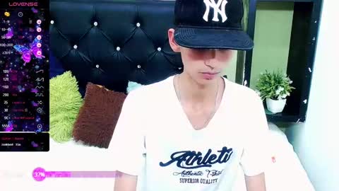 ttimy online show from December 2024 12:08:01 AM