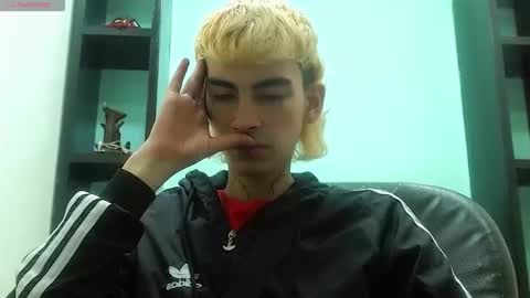 ttimy online show from April 2026 08:04:01 PM