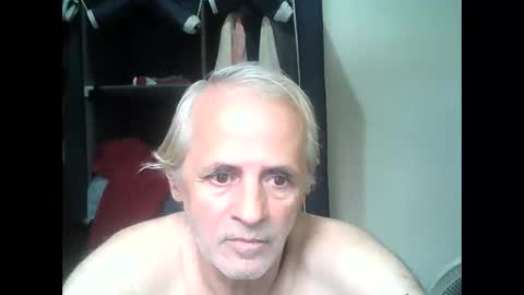 Siveomeves online show from April 2026 01:41:02 PM