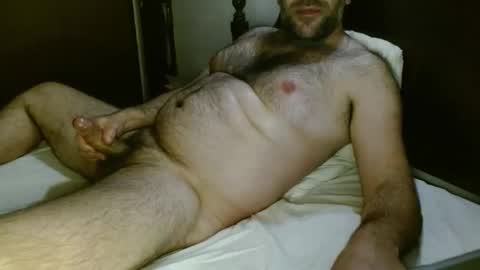 Snapshot of tuga_man_ chatting on April 2026 10:40:02 PM tuga man online show from April 2026 10:40:02 PM