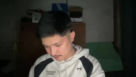 Snapshot of tuling1 chatting on February 2026 07:17:02 PM tuling1 online show from February 2026 07:17:02 PM