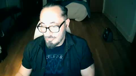 Snapshot of tuscan_taurus chatting on January 2026 09:04:02 AM tuscan_taurus online show from January 2026 09:04:02 AM