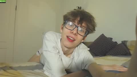 Snapshot of tuz94 chatting on December 2024 09:33:02 PM Dan online show from December 2024 09:33:02 PM