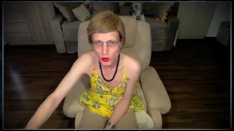 Snapshot of tvclementine chatting on September 2025 07:52:02 AM Clementine online show from September 2025 07:52:02 AM