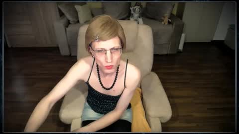 Snapshot of tvclementine chatting on November 2025 09:24:01 AM Clementine online show from November 2025 09:24:01 AM