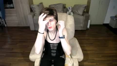 Clementine online show from April 2026 12:25:01 PM