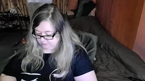 Lana online show from February 2025 01:02:02 AM