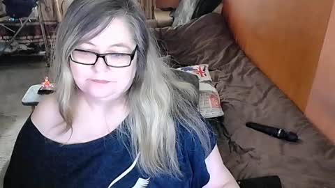 Lana online show from March 2025 03:08:01 AM