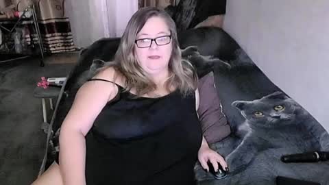 Lana online show from April 2026 12:19:01 AM