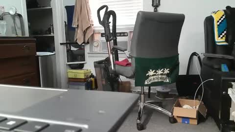 Tweeter74 online show from October 2025 04:37:01 PM