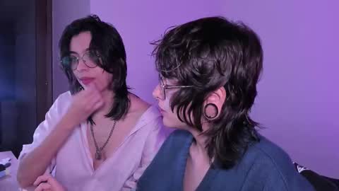 Eve  Lili online show from October 2025 11:12:02 PM