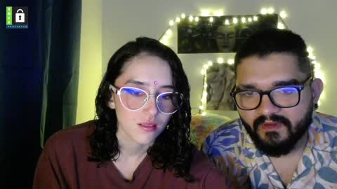 Snapshot of twinflamesxx chatting on January 2025 04:37:02 AM TwinFlamesXX online show from January 2025 04:37:02 AM