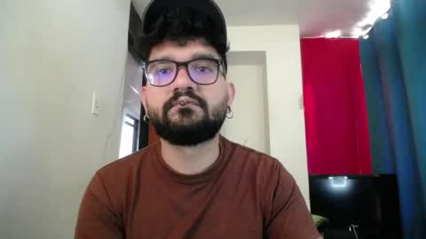 TwinFlamesXX online show from April 2026 07:22:01 PM