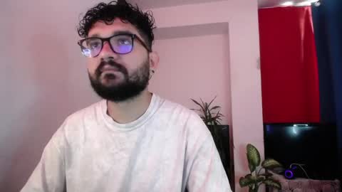 TwinFlamesXX online show from April 2026 04:12:02 PM