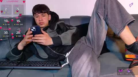 Mr Daren online show from October 2025 05:21:02 PM