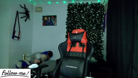 Snapshot of twink_sebas_ chatting on January 2025 03:09:02 AM Bad boy sebastian online show from January 2025 03:09:02 AM