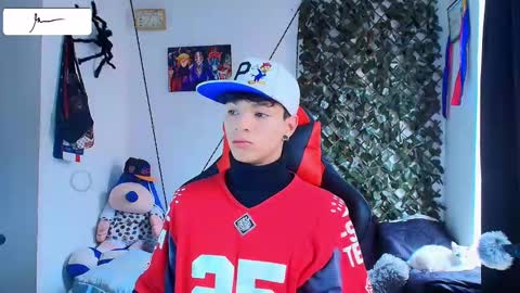 Snapshot of twink_sebas_ chatting on February 2025 03:41:02 PM Bad boy sebastian online show from February 2025 03:41:02 PM