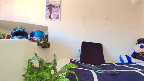 Snapshot of twink_sebas_ chatting on December 2025 07:53:02 PM Bad boy sebastian online show from December 2025 07:53:02 PM