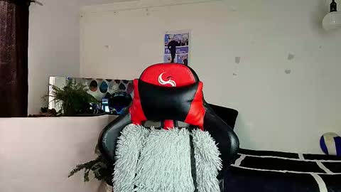 Snapshot of twink_sebas_ chatting on December 2025 11:37:02 AM Bad boy sebastian online show from December 2025 11:37:02 AM