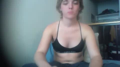 twinkl3toz3 online show from May 2026 11:54:01 PM