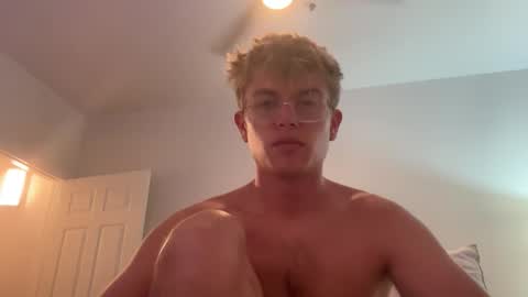 twinkytwunky online show from April 2026 06:14:02 PM