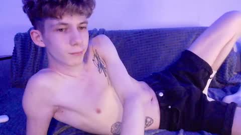 TwiShadow online show from April 2026 09:26:01 PM