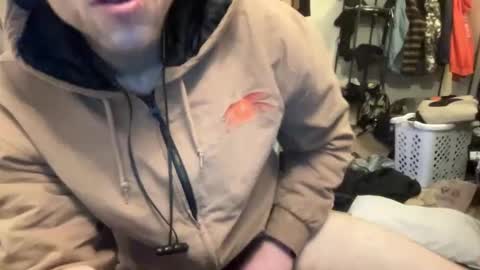 Snapshot of twons6015 chatting on February 2026 04:24:01 AM twons6015 online show from February 2026 04:24:01 AM