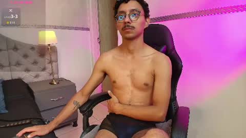 Snapshot of twunkmiguel chatting on July 2026 02:42:01 AM TwunkMiguel online show from July 2026 02:42:01 AM