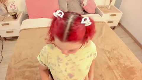 Snapshot of twwiiggy19 chatting on September 2025 08:09:01 PM Twiggy online show from September 2025 08:09:01 PM